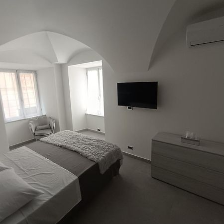 Casa Dolce Vita Ventimiglia Bagian luar foto