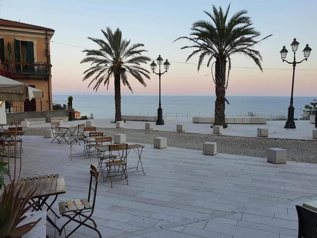 Casa Dolce Vita Ventimiglia Bagian luar foto